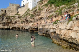 polignano-puglia-itália (1)    